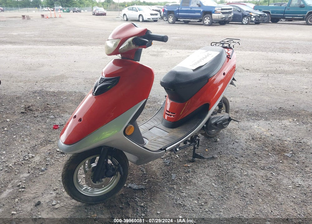 2008 ZHEJIANG SCOOTER VIN: L8XTBB50180000490