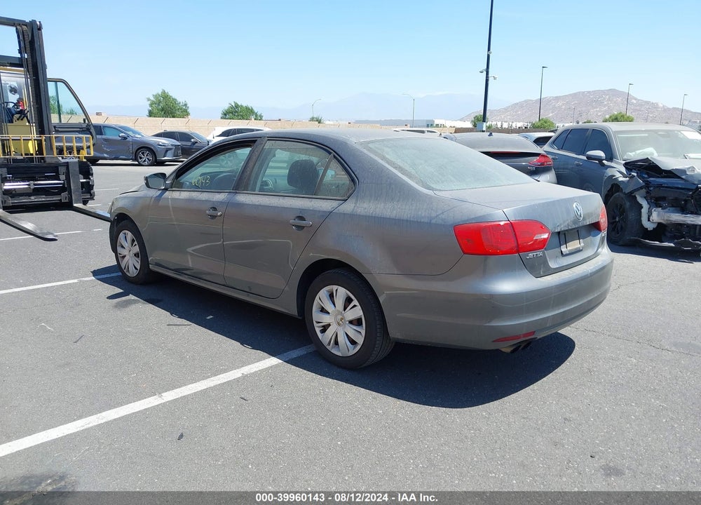 2011 VOLKSWAGEN JETTA 2.5L SE VIN: 3VWDZ7AJ4BM393277
