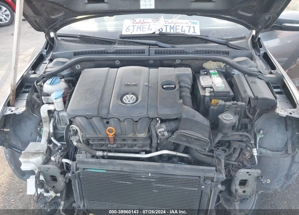 2011 VOLKSWAGEN JETTA 2.5L SE VIN: 3VWDZ7AJ4BM393277