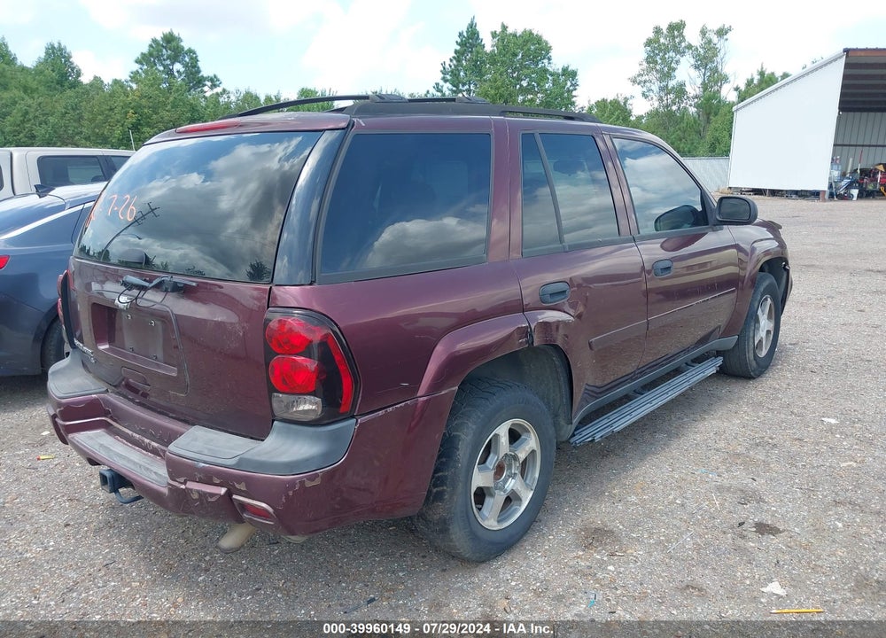 2006 CHEVROLET TRAILBLAZER LS VIN: 1GNDS13S462245189
