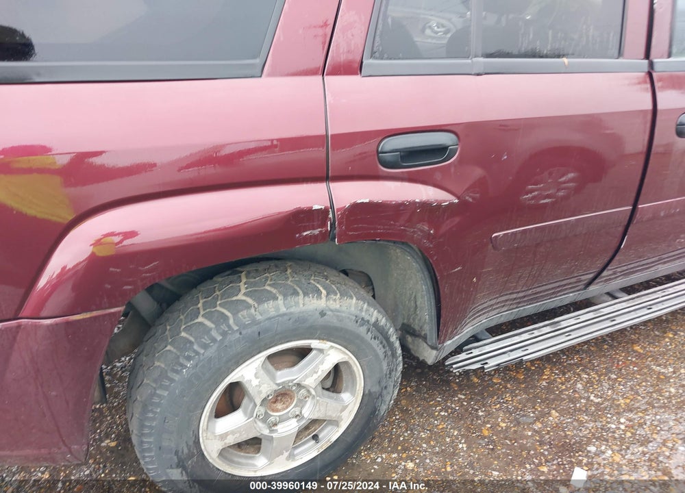 2006 CHEVROLET TRAILBLAZER LS VIN: 1GNDS13S462245189