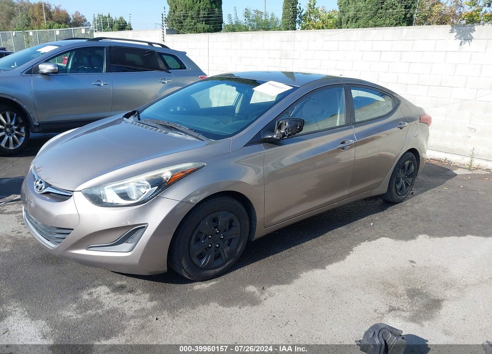 2016 HYUNDAI ELANTRA SE VIN: 5NPDH4AE9GH701659