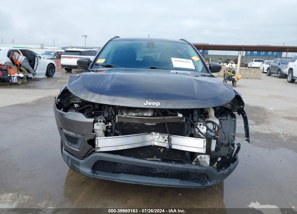 2019 JEEP COMPASS SPORT FWD VIN: 3C4NJCAB2KT613148