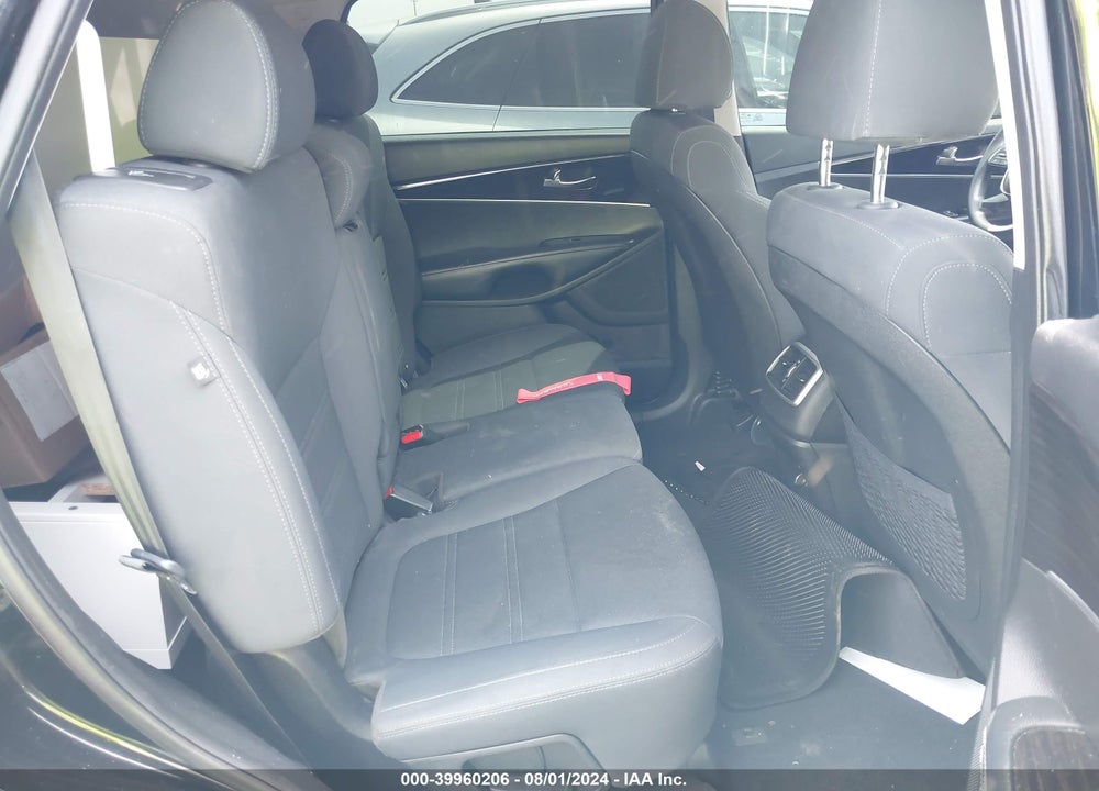 2019 KIA SORENTO 2.4L L VIN: 5XYPG4A37KG460604