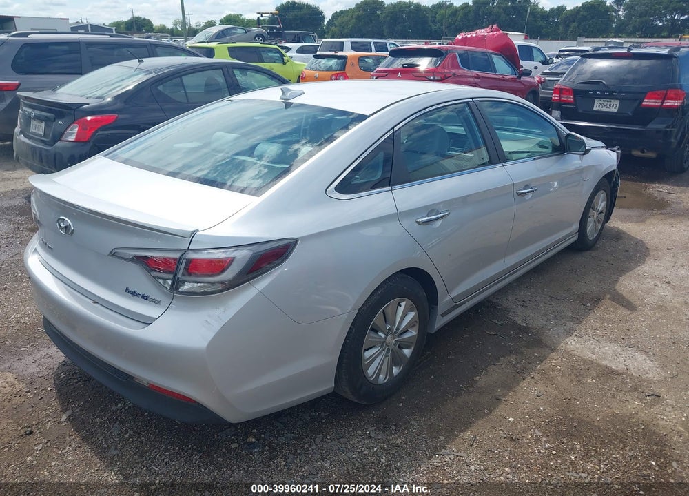 2016 HYUNDAI SONATA HYBRID SE VIN: KMHE24L1XGA028013