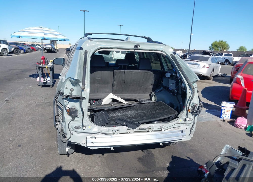 2021 TOYOTA RAV4 HYBRID XLE PREMIUM VIN: 4T3B6RFV0MU053152