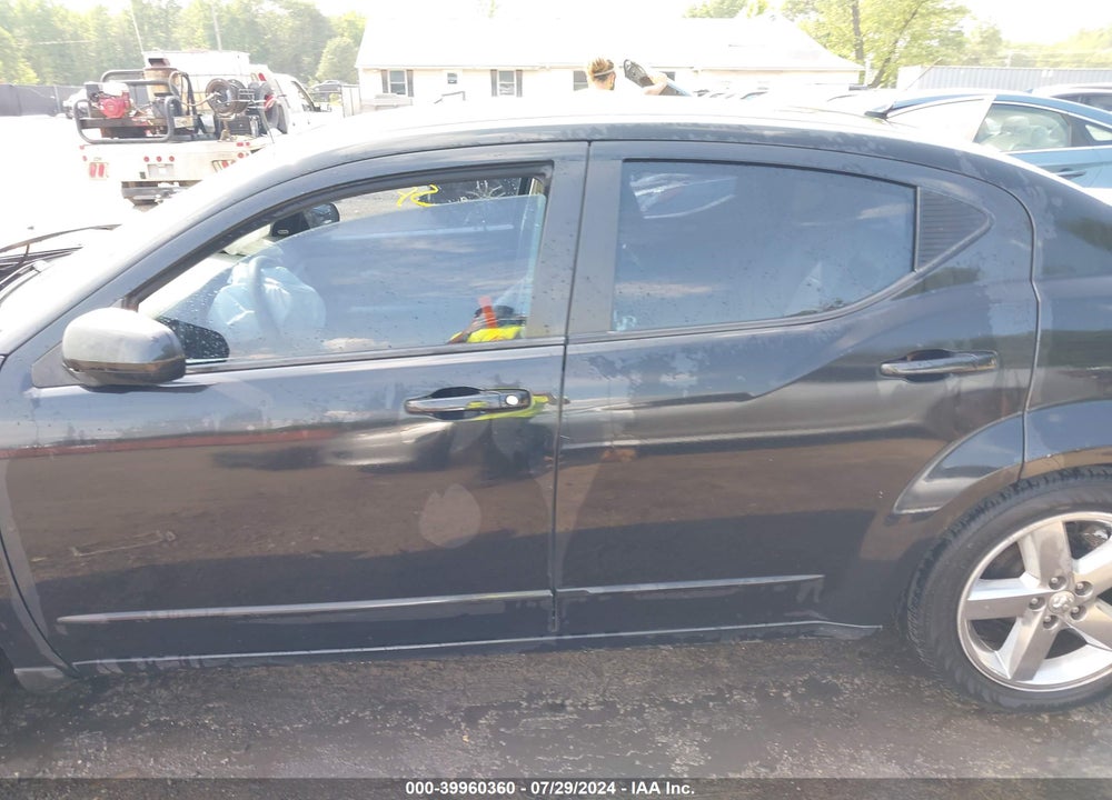 2008 DODGE AVENGER R/T VIN: 1B3LC76M58N666097