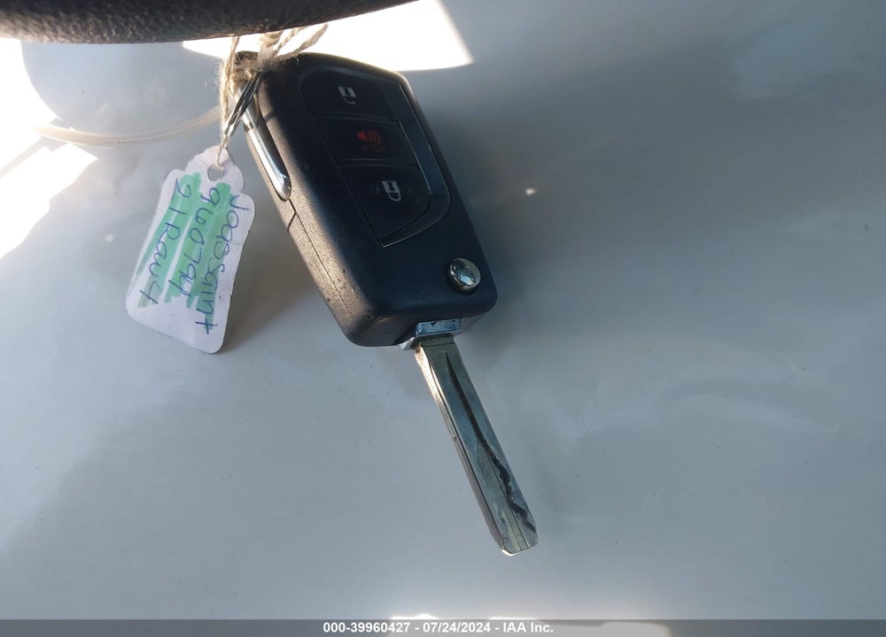 2021 TOYOTA RAV4 LE VIN: 4T3L6RFV1MU007527