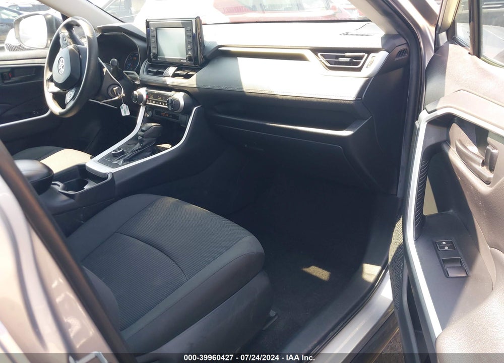 2021 TOYOTA RAV4 LE VIN: 4T3L6RFV1MU007527