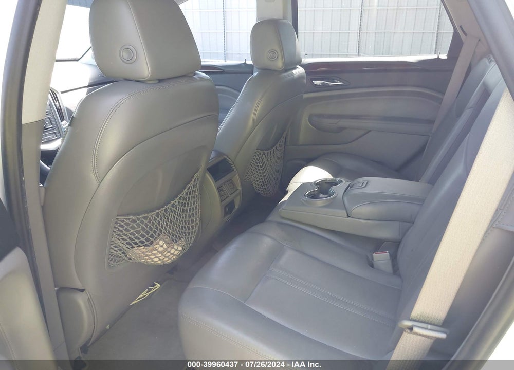 2011 CADILLAC SRX LUXURY COLLECTION VIN: 3GYFNAEY1BS592093