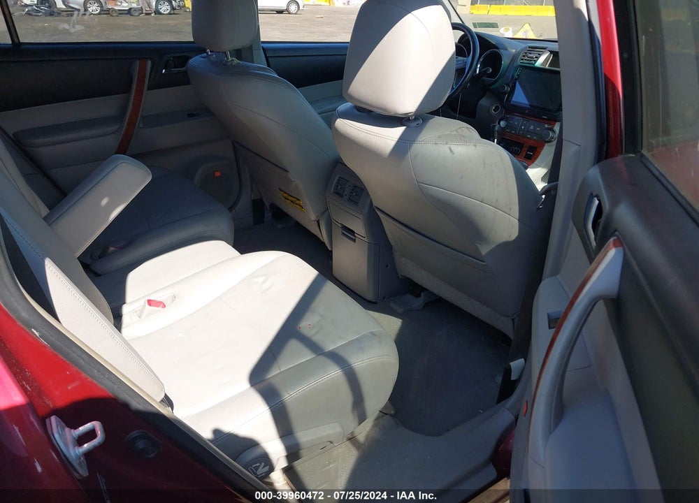 2008 TOYOTA HIGHLANDER LIMITED VIN: JTEES42A882014737