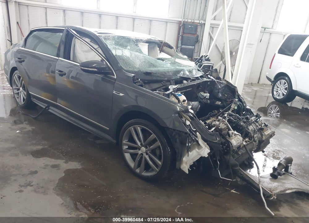 2017 VOLKSWAGEN PASSAT 1.8T R-LINE VIN: 1VWDT7A37HC009733
