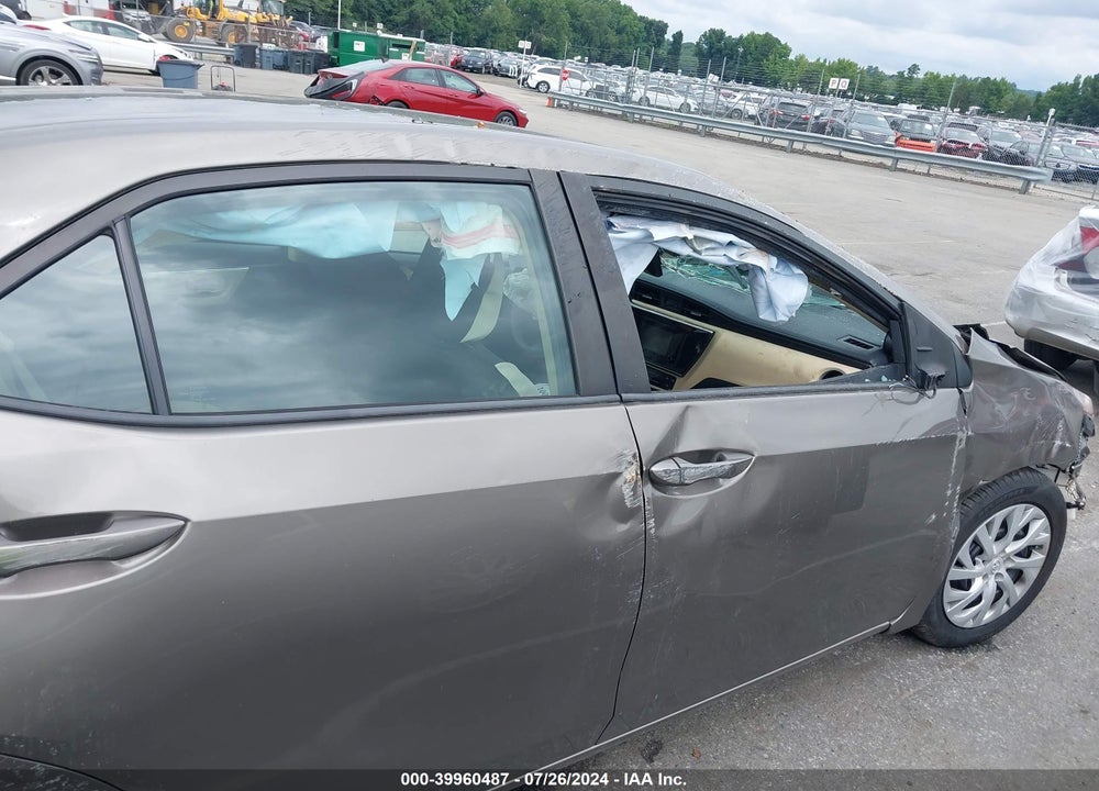 2018 TOYOTA COROLLA L/LE/SE/XLE/XSE VIN: 5YFBURHEXJP853031
