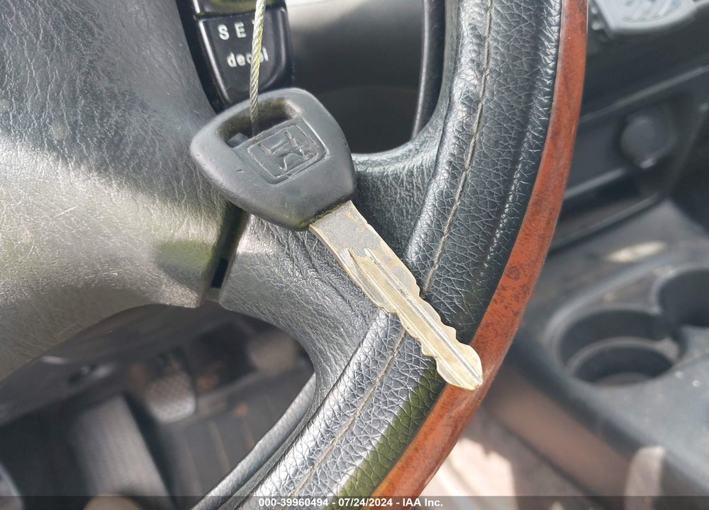 2001 HONDA CIVIC LX VIN: 1HGEM21571L038763