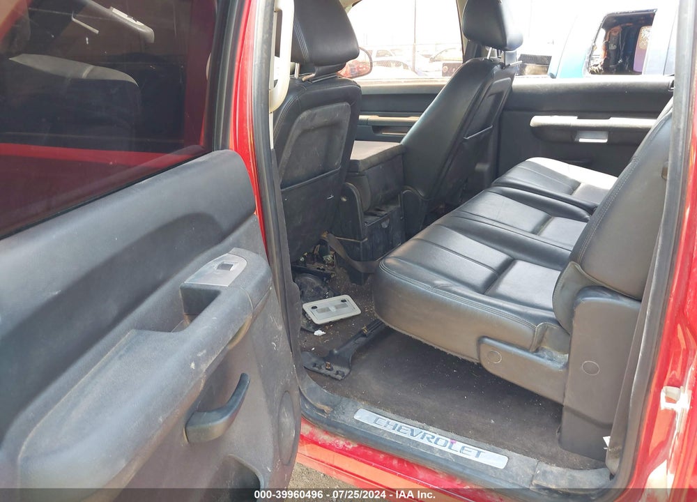 2013 CHEVROLET SILVERADO 1500 LT VIN: 3GCPKSE78DG260352