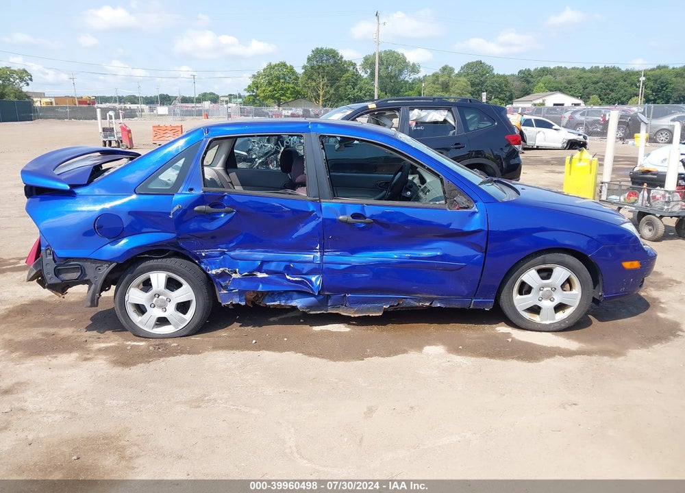 2005 FORD FOCUS ZX4 VIN: 1FAFP34N35W181893