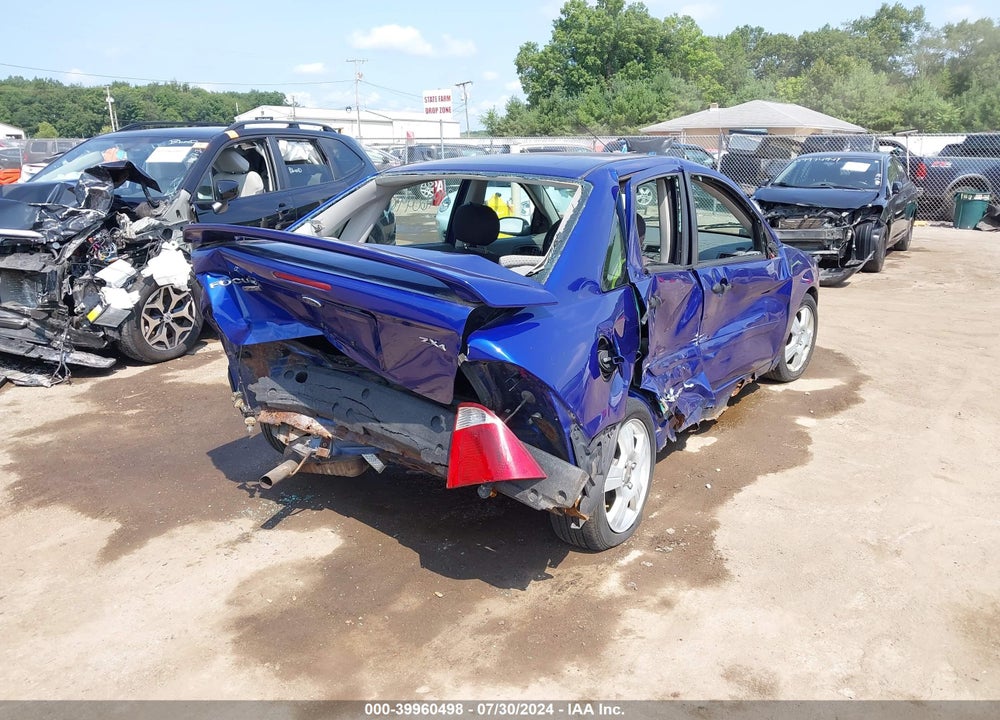 2005 FORD FOCUS ZX4 VIN: 1FAFP34N35W181893