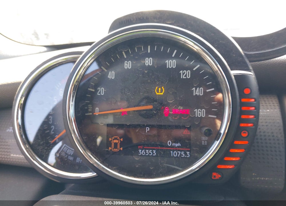 2017 MINI CONVERTIBLE COOPER VIN: WMWWG5C38H3C99983