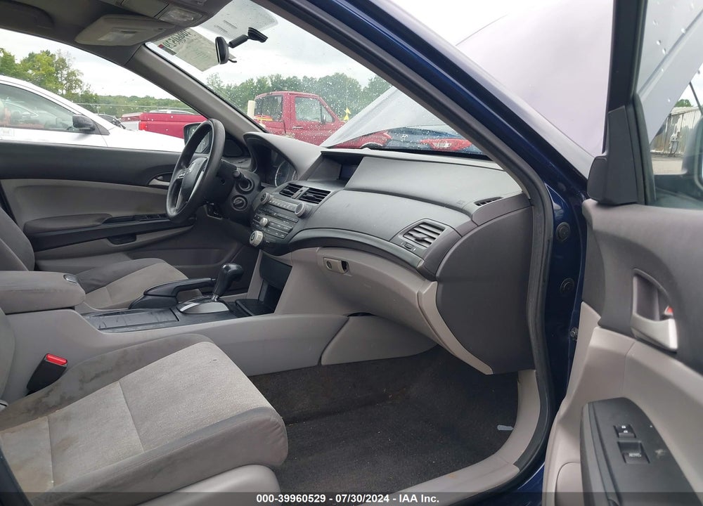 2010 HONDA ACCORD 2.4 LX-P VIN: 1HGCP2F45AA130352