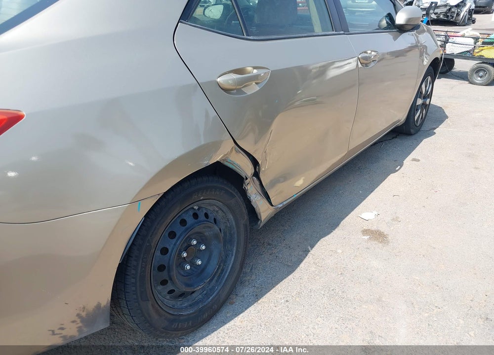 2015 TOYOTA COROLLA LE VIN: 5YFBURHE4FP254245
