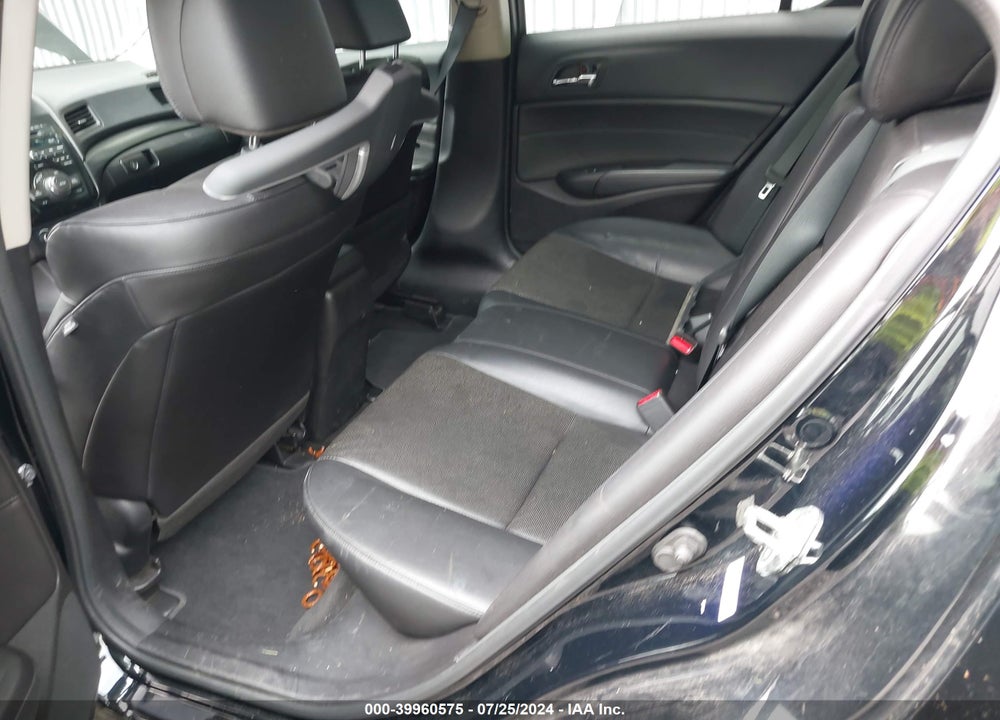 2013 ACURA ILX 2.0L VIN: 19VDE1F71DE000978