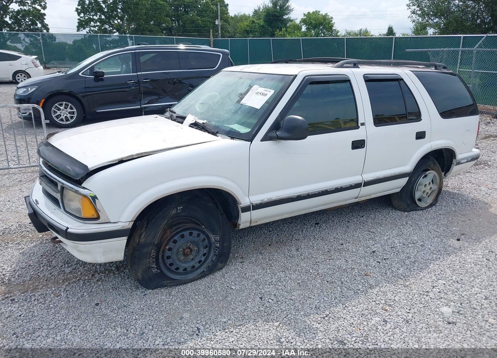 1997 CHEVROLET BLAZER LS VIN: 1GNDT13W6V2132553
