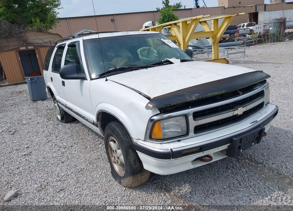 1997 CHEVROLET BLAZER LS VIN: 1GNDT13W6V2132553