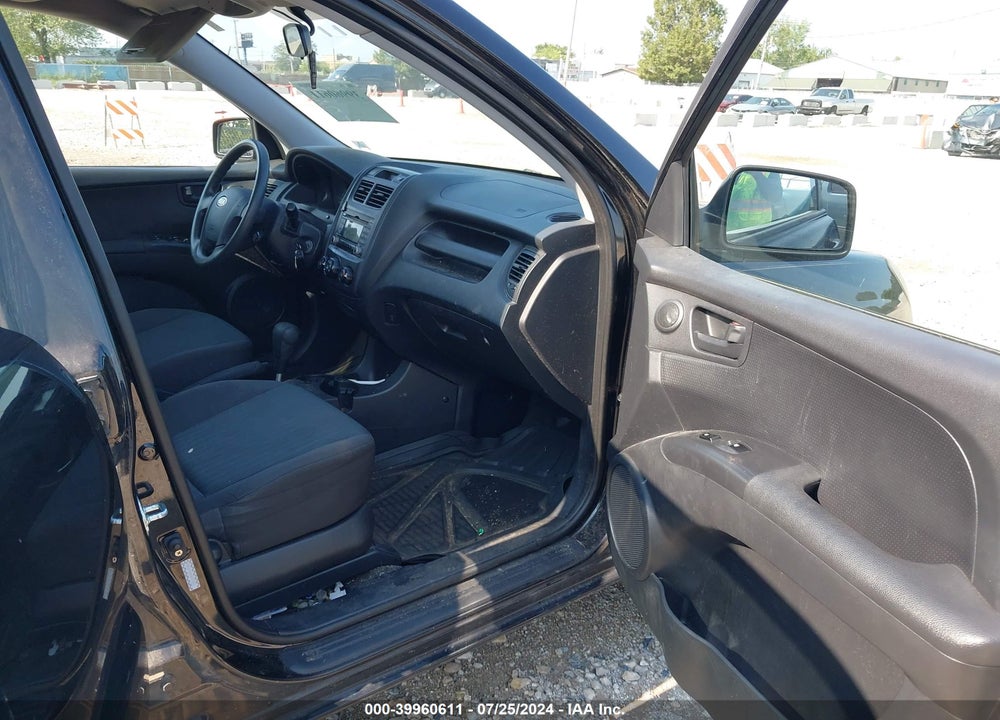 2009 KIA SPORTAGE LX VIN: KNDJF724797637306