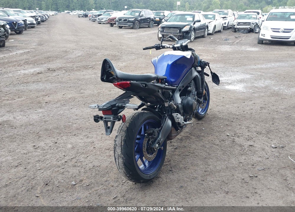 2023 YAMAHA MT09 VIN: JYARN71E1PA004568