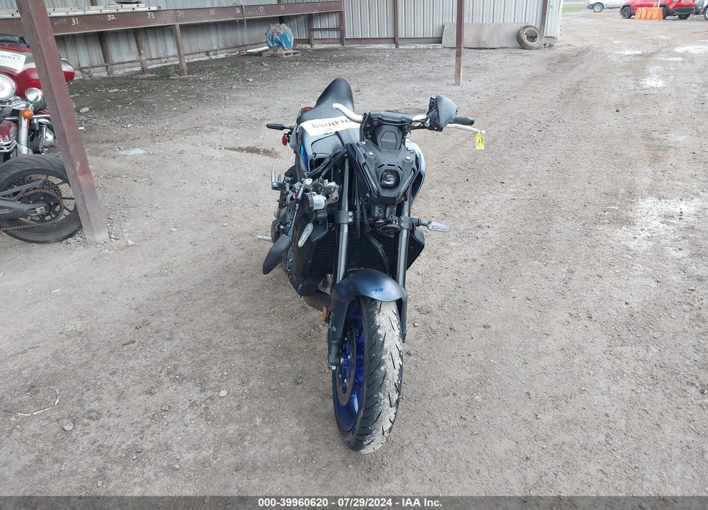 2023 YAMAHA MT09 VIN: JYARN71E1PA004568