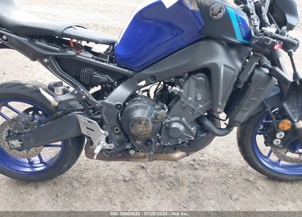 2023 YAMAHA MT09 VIN: JYARN71E1PA004568