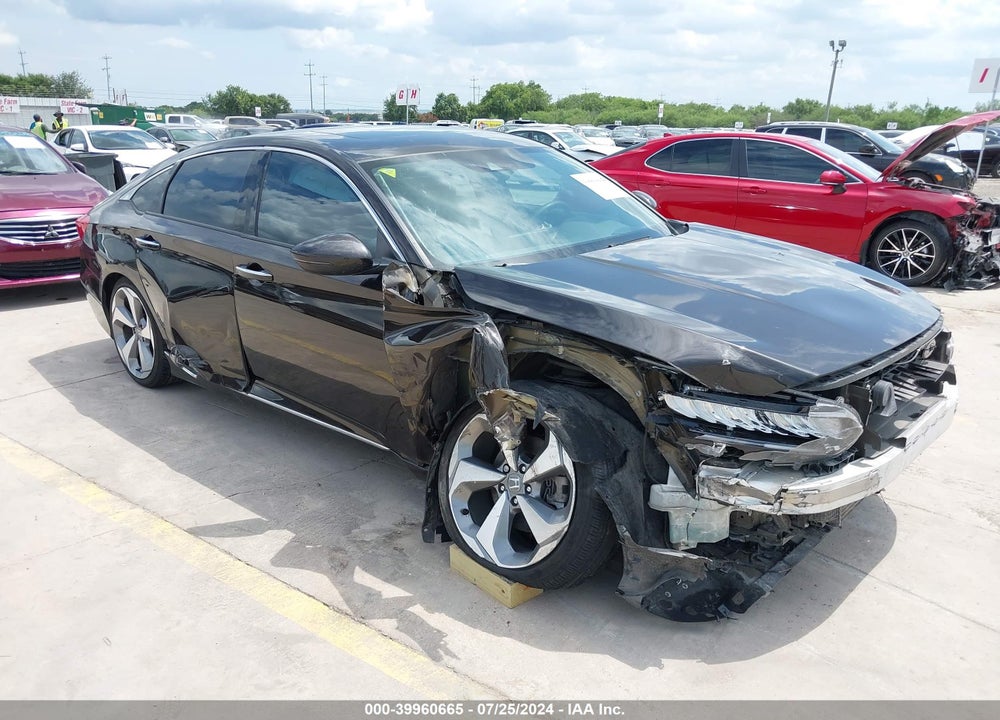 2018 HONDA ACCORD TOURING 2.0T VIN: 1HGCV2F96JA001523