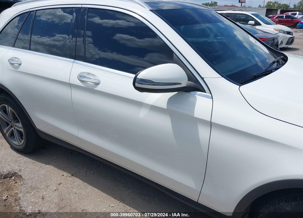 2019 MERCEDES-BENZ GLC 300 VIN: WDC0G4JBXK1000694
