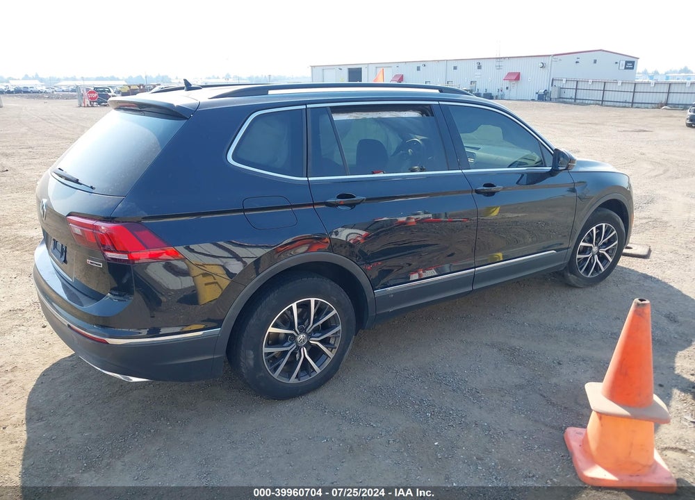 2020 VOLKSWAGEN TIGUAN VIN: 3VV2B7AXXLM129485