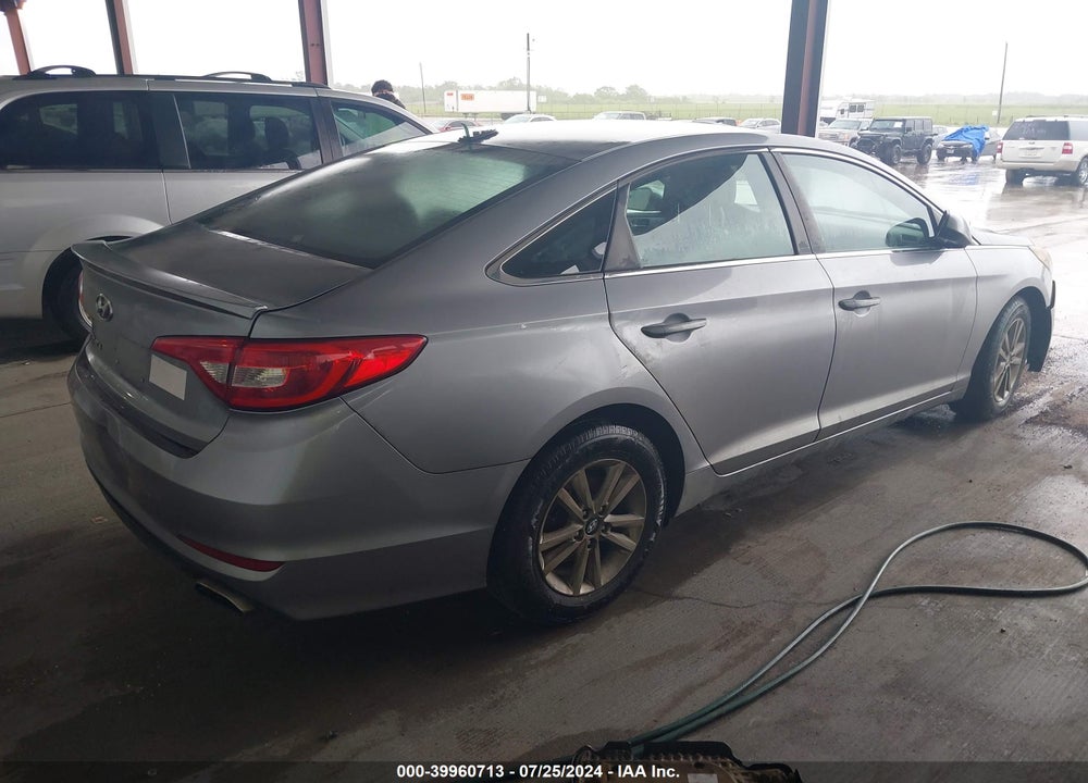 2016 HYUNDAI SONATA SE VIN: 5NPE24AF2GH272654