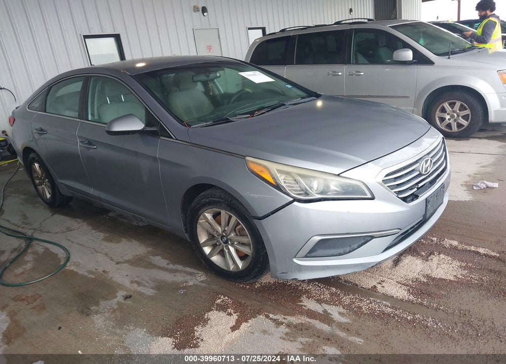 2016 HYUNDAI SONATA SE VIN: 5NPE24AF2GH272654