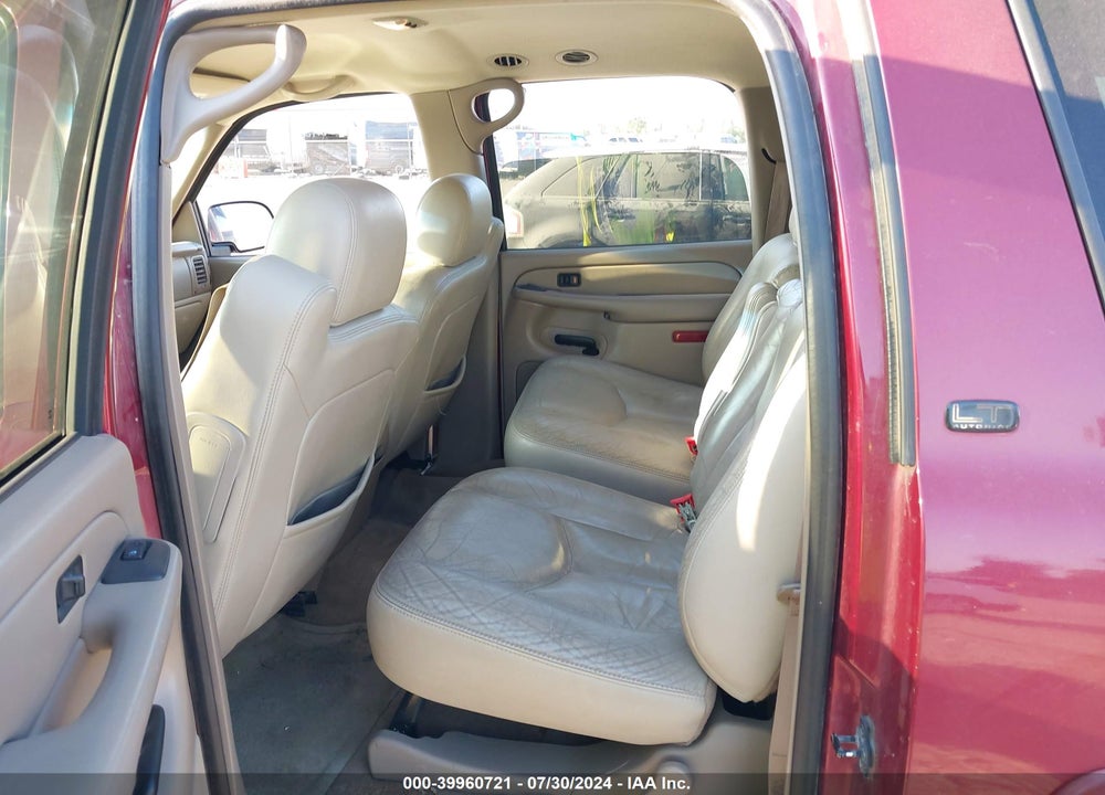 2004 CHEVROLET SUBURBAN 1500 LT VIN: 3GNFK16ZX4G133745