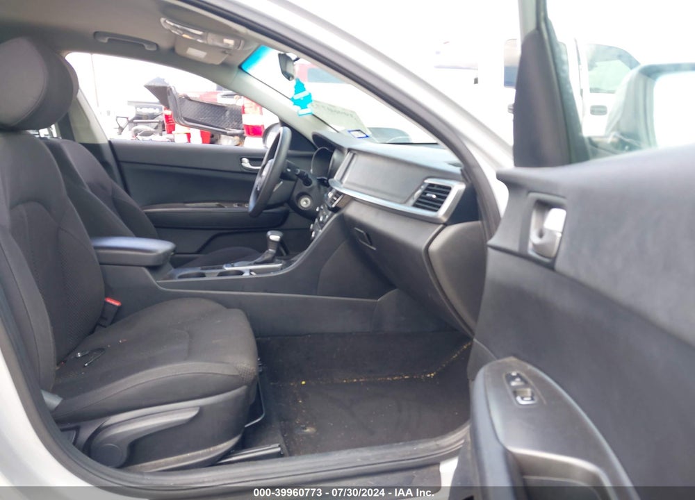 2020 KIA OPTIMA LX VIN: 5XXGT4L32LG431705