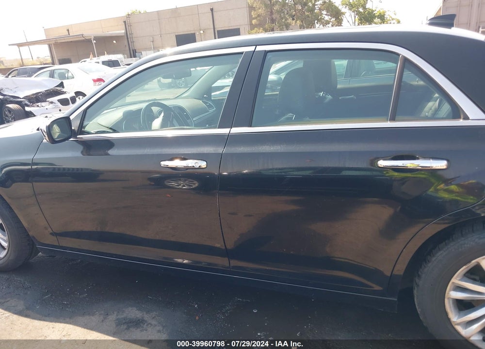 2016 CHRYSLER 300C VIN: 2C3CCAEG2GH111272