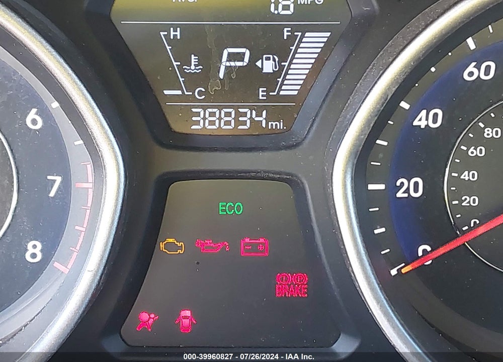 2016 HYUNDAI ELANTRA VIN: 5NPDH4AE6GH795936