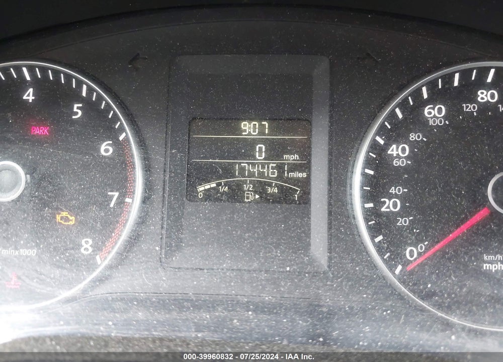 2014 VOLKSWAGEN JETTA 1.8T SE VIN: 3VWB17AJ3EM334045