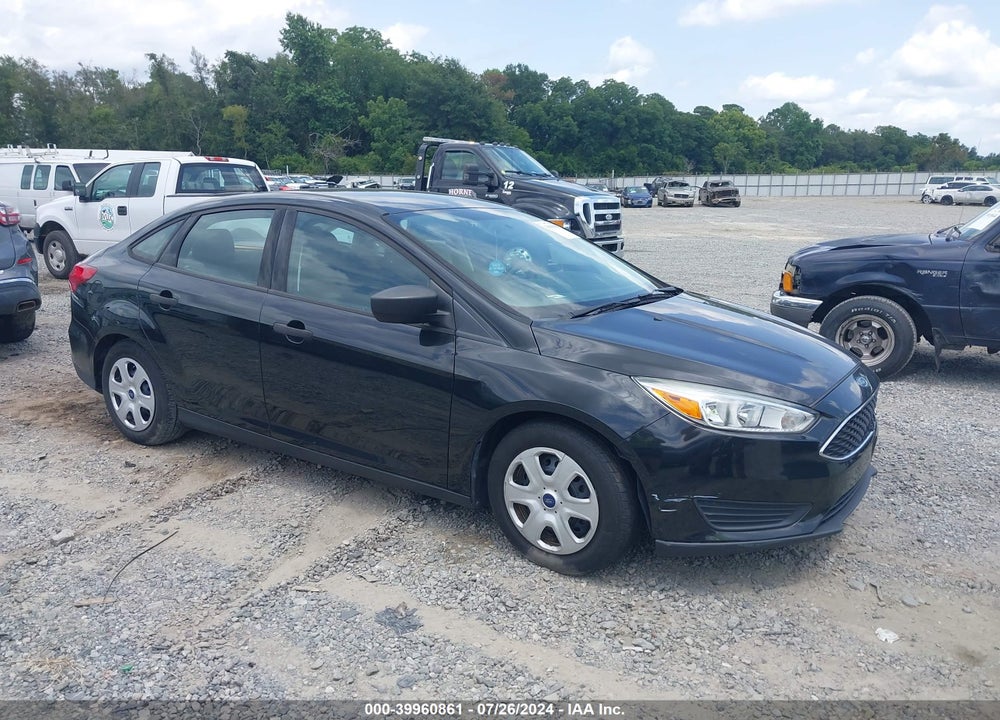 2015 FORD FOCUS S VIN: 1FADP3E20FL345597