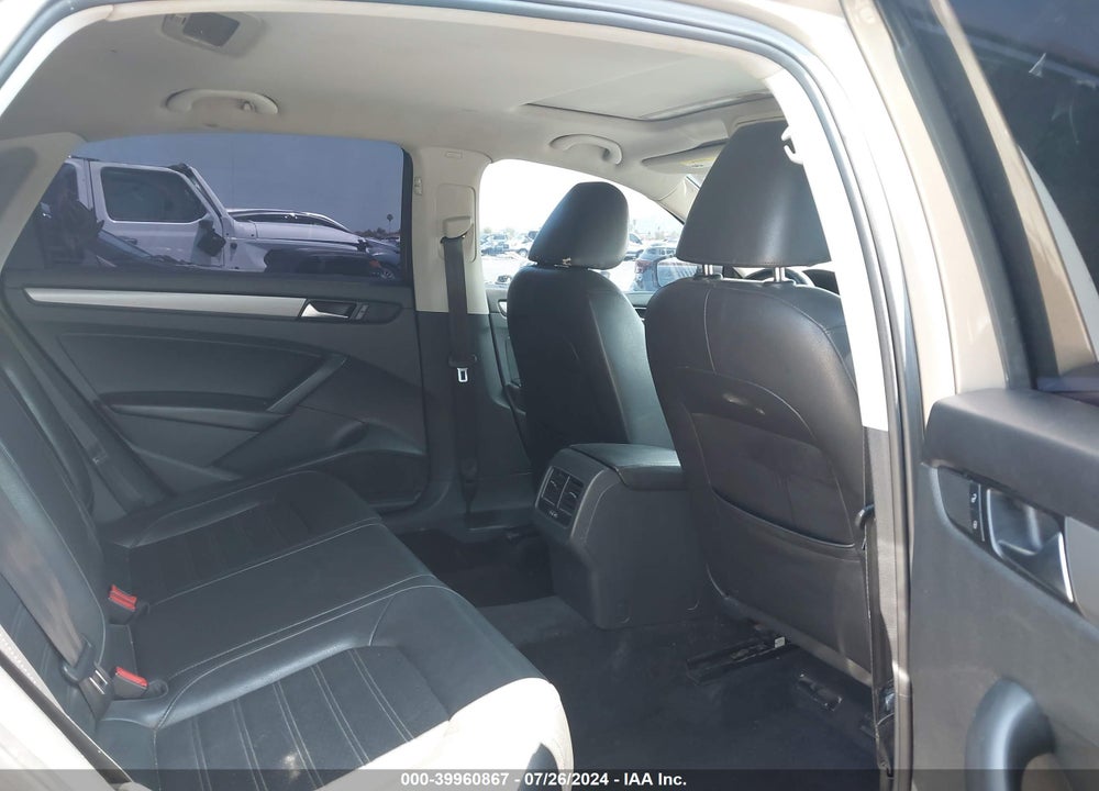 2015 VOLKSWAGEN PASSAT 1.8T SE VIN: 1VWBT7A31FC032316