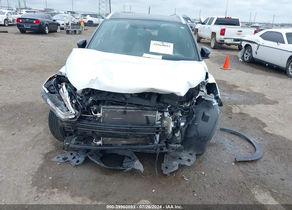 2018 NISSAN KICKS SR VIN: 3N1CP5CU6JL543137