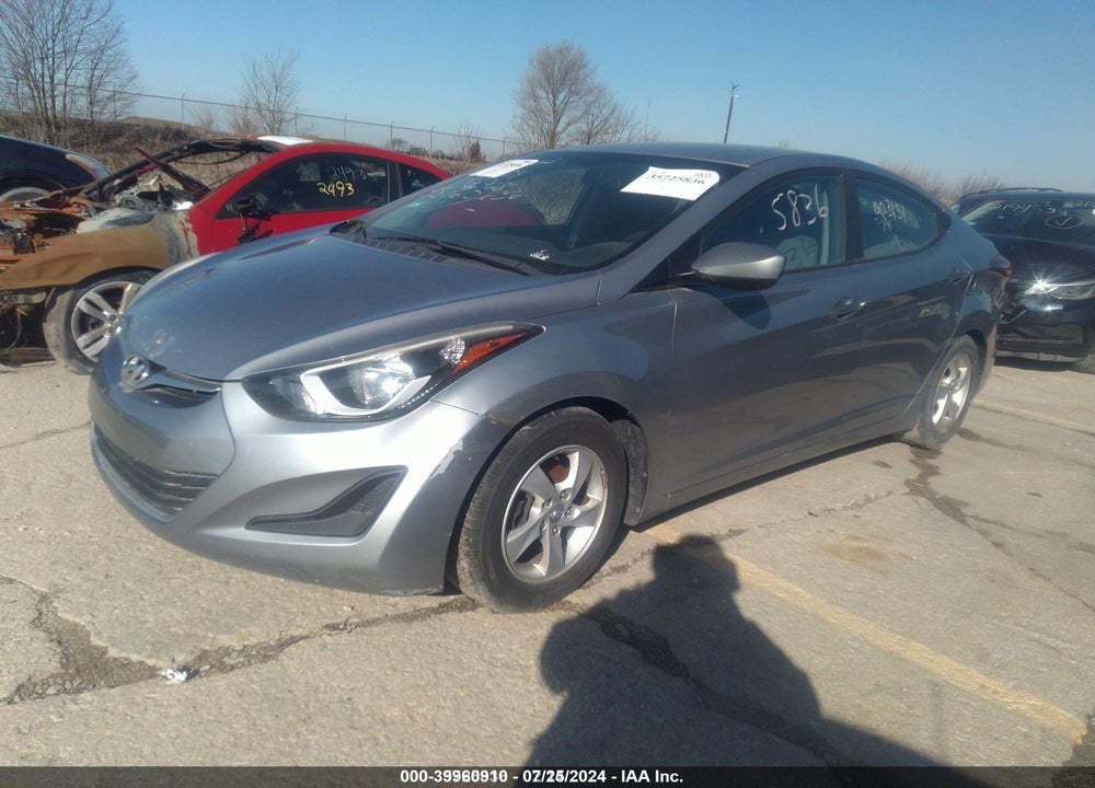 2015 HYUNDAI ELANTRA VIN: 5NPDH4AE1FH624980