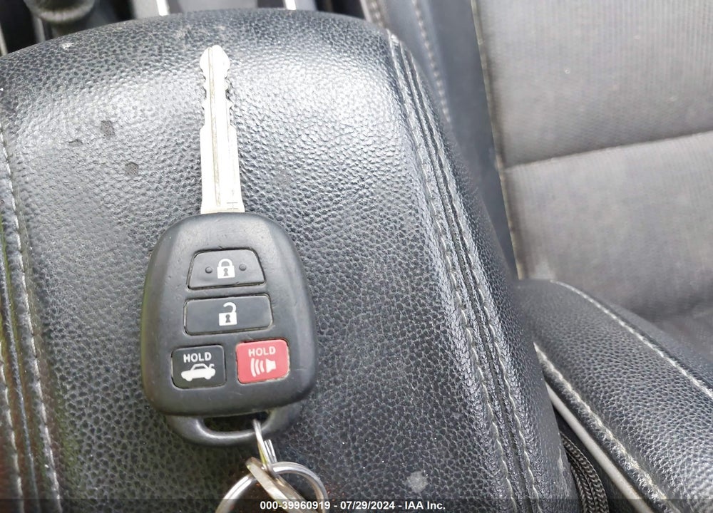 2014 TOYOTA COROLLA S PLUS VIN: 2T1BURHE5EC053260