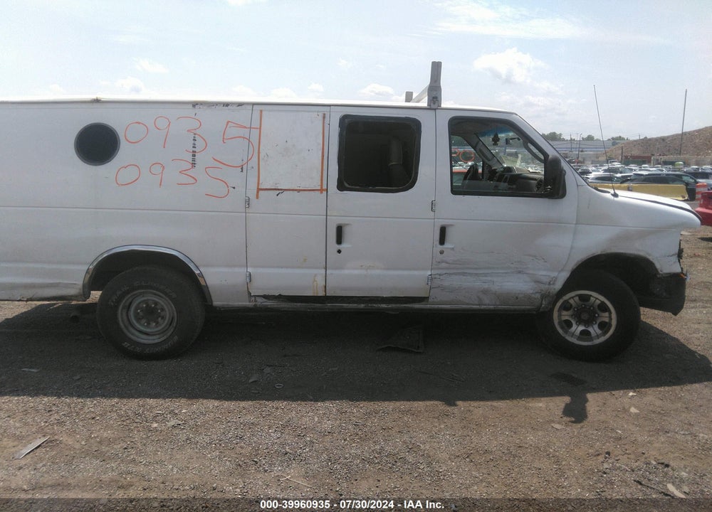 2011 FORD E-350 SUPER DUTY COMMERCIAL VIN: 1FTSS3EL0BDA93556