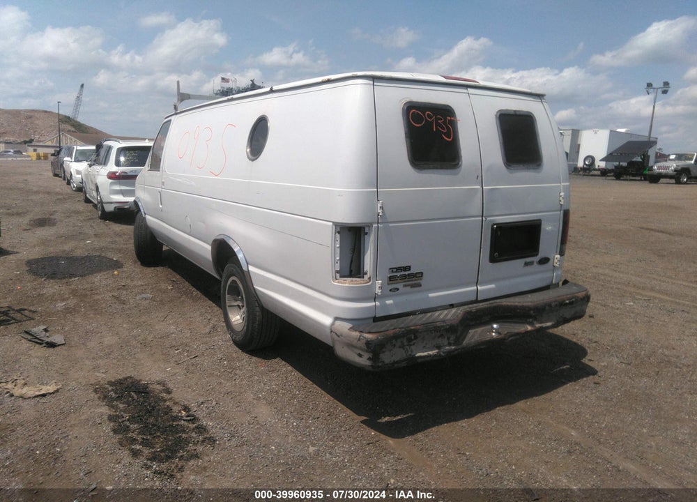 2011 FORD E-350 SUPER DUTY COMMERCIAL VIN: 1FTSS3EL0BDA93556