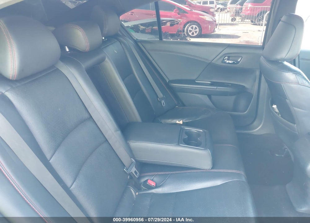 2017 HONDA ACCORD SPORT SE VIN: 1HGCR2F10HA266060