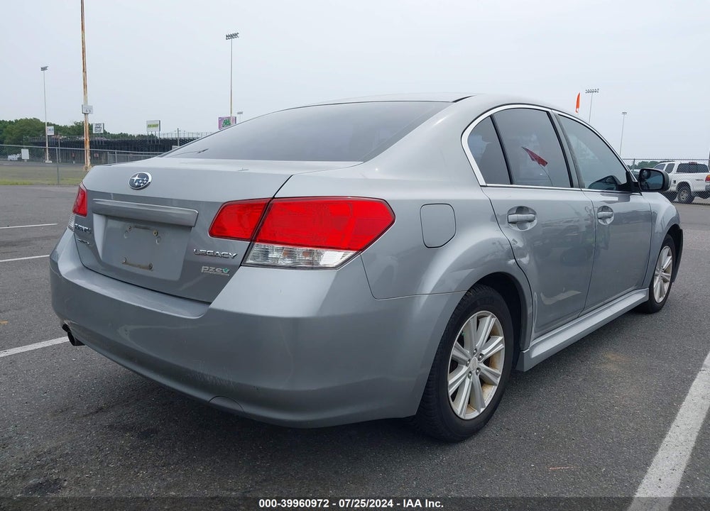 2011 SUBARU LEGACY 2.5I PREMIUM VIN: 4S3BMBG61B3229100